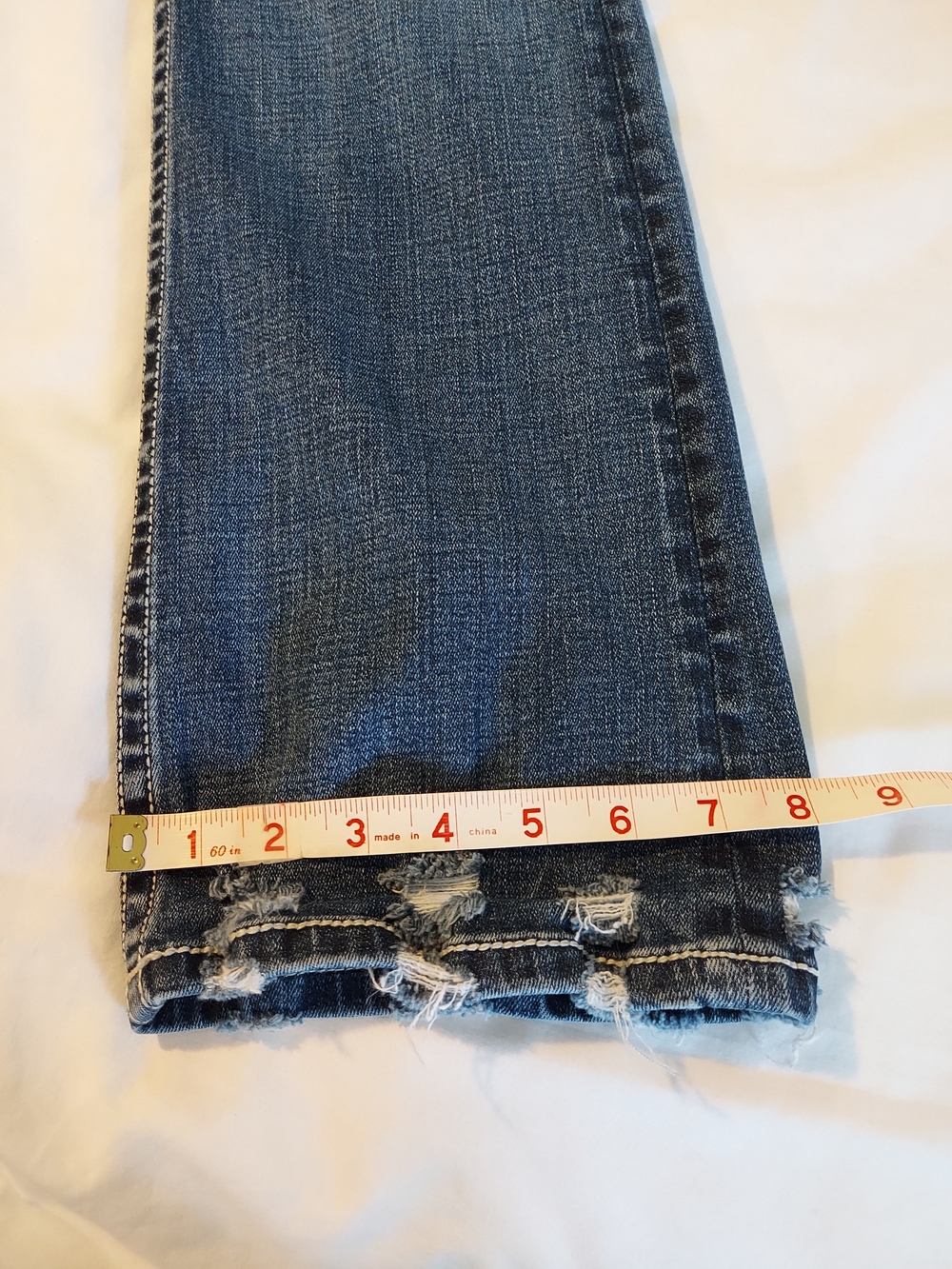 BKE Stella Slim Fit Scalloped Raw Hem Skinny Jeans Distressed Medium Wash 27 - Picture 8 of 9